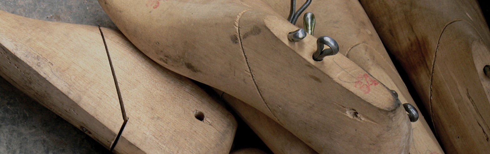 Sustainability: The featured image includes wooden shoe trees.